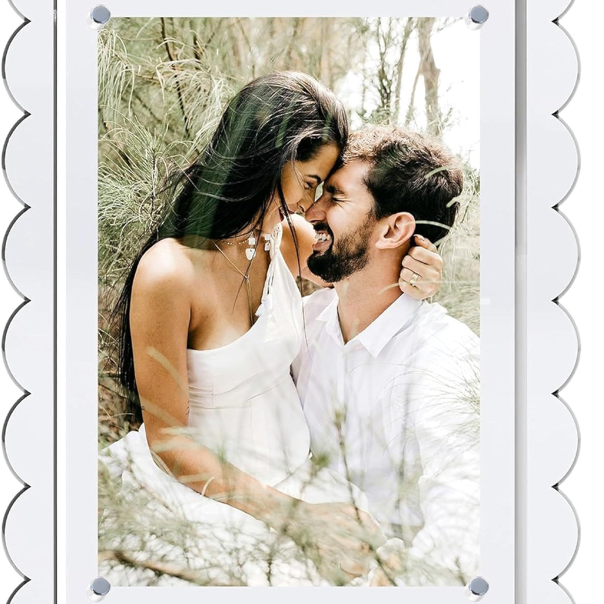 Scalloped Magnetic Frame