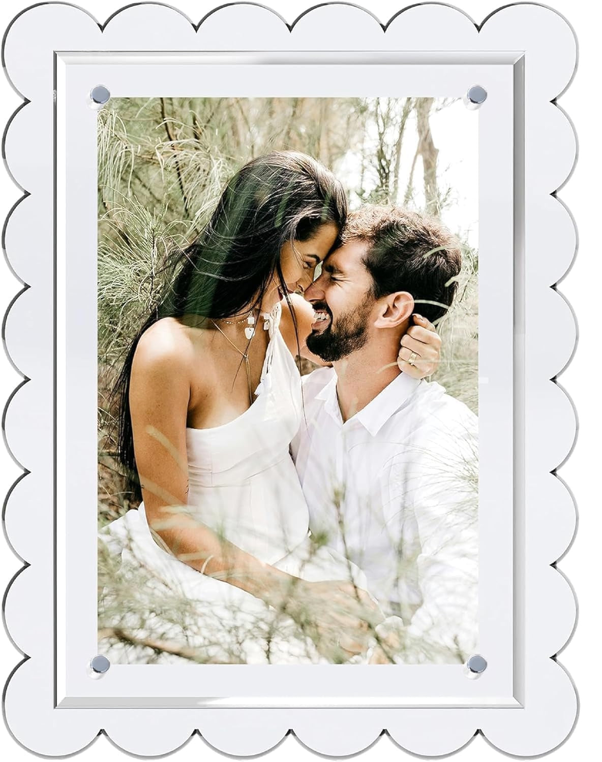 Scalloped Magnetic Frame